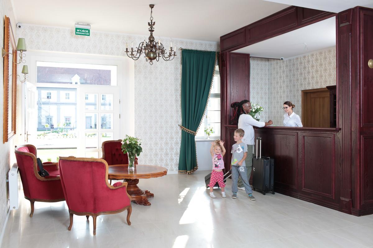 Hotel Court Park 나이사 외부 사진